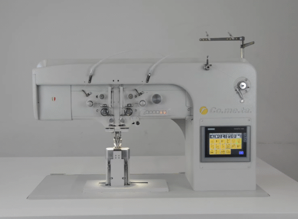 1-78.png 2AI – Double needle, triple feed, post bed, lockstitch sewing machine with automatically adjustable needle distance for decorative stitching