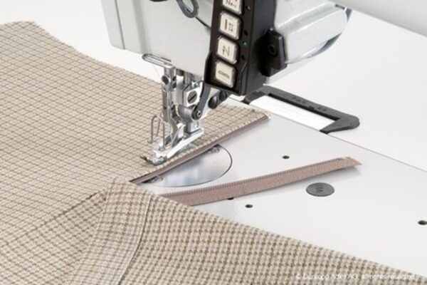 11-2.jpg Durkopp Adler 275 – Single needle lockstitch machines with differential top feed