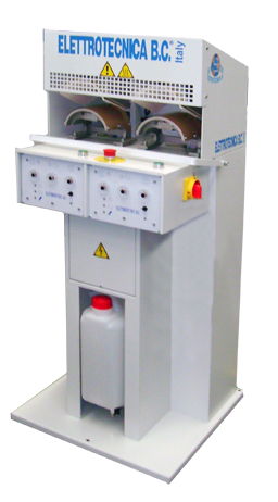 182-1.png Elettrotecnica BC Mod 182 Electro-pneumatic machine for steaming the toe-cap and the side of the upper and reactivate the toe- cap before lasting