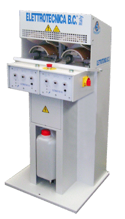 Elettrotecnica BC Mod 182/TS Electro-pneumatic machine programmed to humidify toe and side also reactivate the toe before lasting
