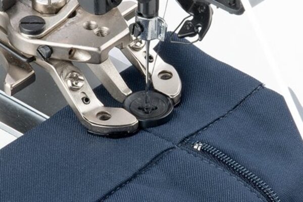 2-13.jpg Durkopp Adler 533 – CNC-controlled lockstitch button sewer with stepper motor technology