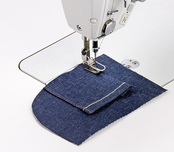 281 Dürkopp Adler Premium 1-Needle high speed lockstitch flatbed bottom feed sewing machine
