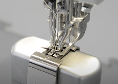 4-17.png 2AI – Double needle, triple feed, post bed, lockstitch sewing machine with automatically adjustable needle distance for decorative stitching