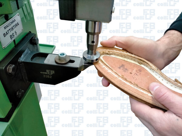 BS5_003.jpg SEAM BEATING AND IRONING MACHINE BS5