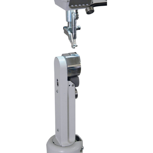PARTICOLARE_COLONNA_1000x1000.jpg Cometa VBO XXS MINI H 270 Double feeding, single needle lockstich sewing machine with oscillating arm and XXS mini post bed