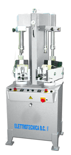 PV2G.png Elettrotecnica BC Mod PV2G Hydraulic press for soles with cushion with adjustable rubber sectors