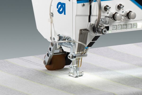 Risunok29.jpg Durkopp Adler D867- e-con – Innovative and digitalized flatbed machines for perfect lockstitch seams in medium-heavy duty applications