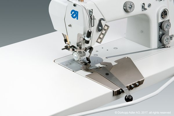 csm_173_141621_E8_ap_2_f418a2a455.jpg Durkopp Adler 171 / 173 – Single or double needle chainstitch machine with bottom feed and with/without puller feed