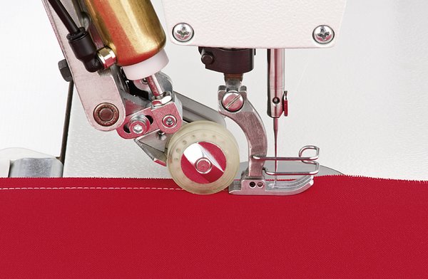 csm_273_140342_01_App_03_2017_804x525px_150dpi_RGB_c824e0fba9.jpg Durkopp Adler 273 / 274 – Single needle lockstitch machines with top puller feed AND NEEDLE FEED