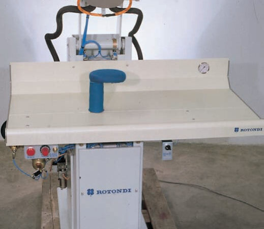 Rotondi BL G-101/S Ladies Jacket Arm-hole creasing