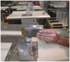 Rotondi TAR SR-48 + 50/TAR SR-48 DO INOX Table for jacket edge seam opening