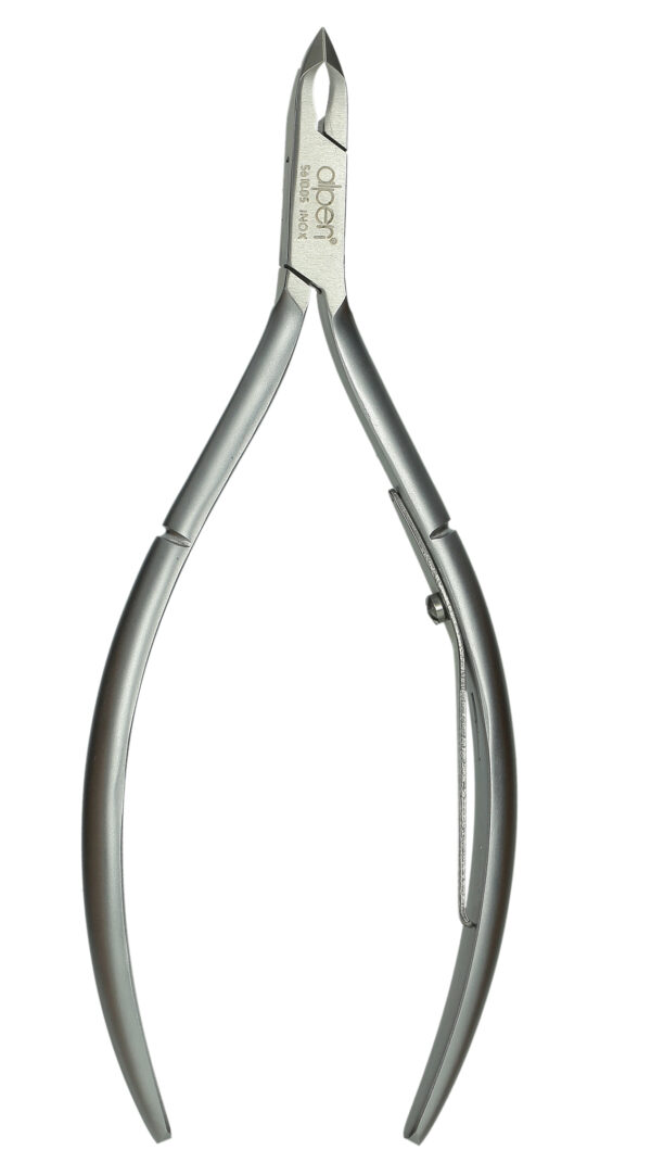 5610.05.jpg 5610.05CUTICLES NIPPERS