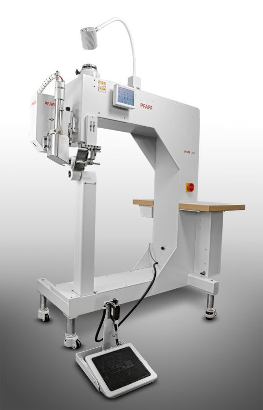PFAFF 8321 Programmable hot-wedge or hot-air welding machine