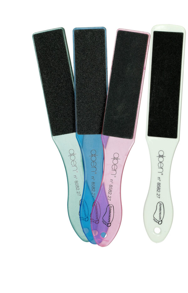 8582.27PEDICURE ARTICLES