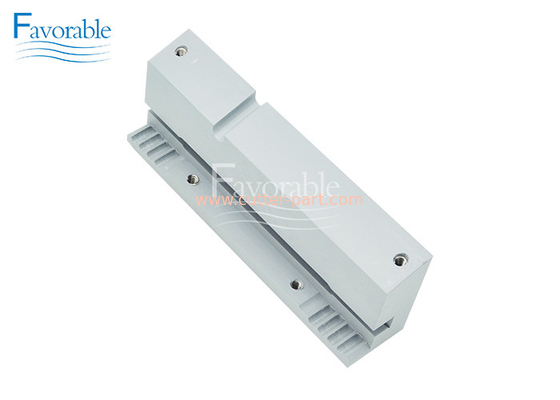 9953331.jpg 101-028-005 Bottom Slide Block Cas Niebuhr Suitable for Spreader Machine