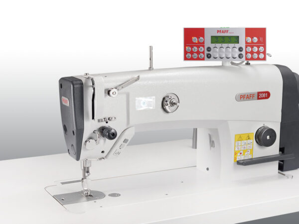 PFAFF 2081 ﻿Powerful high-speed seamer with bottom and needle feed