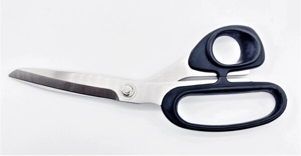 KAI Tailor's Shears, left & serrated 8"