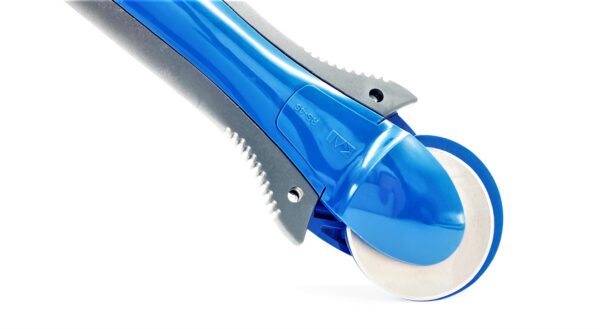 KAI rotary cutter, blue/black, 45mm