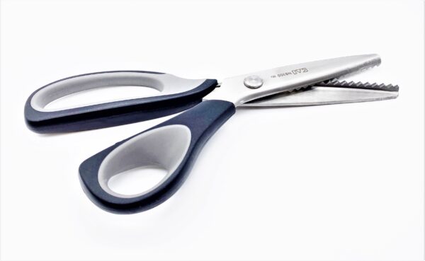 Kai Pinking Shears, stainless 2080/R/9"