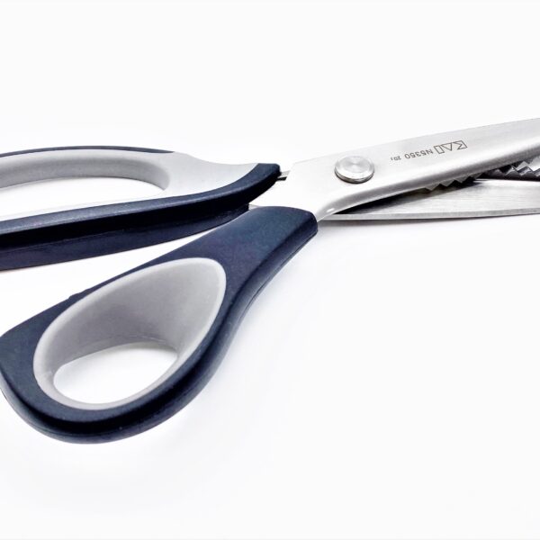 Kai Pinking Shears, stainless 2080/R/9"