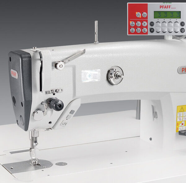 PFAFF_2083.jpg PFAFF 2083 Powerful high-speed seamer with drop feed