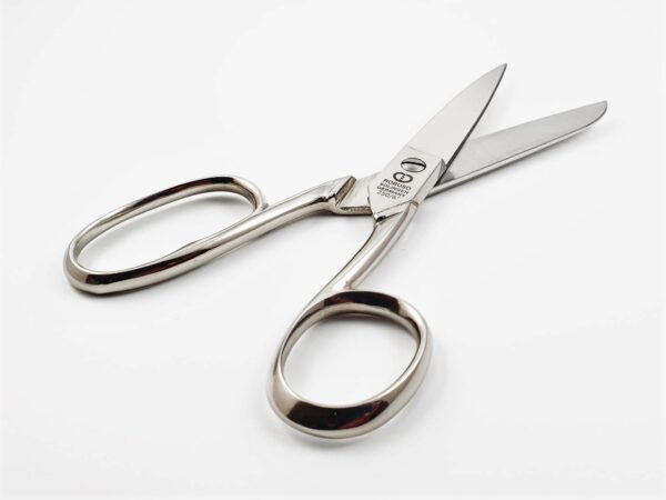 ROBUSO sewing scissors 250/E/6.0" with one long eye & nickel plated