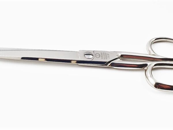ROBUSO sewing scissors 250/E/8" with one long eye & nickel plated