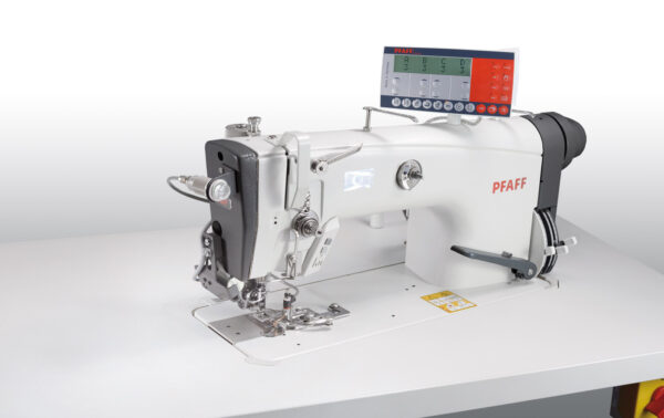 copy_of_Head487_1919_1400px.jpg PFAFF 487 -19/19 Curved Hem Special flatbed lockstitch sewing machine with bottom feed and variable top feed for hemming shirts and blouses