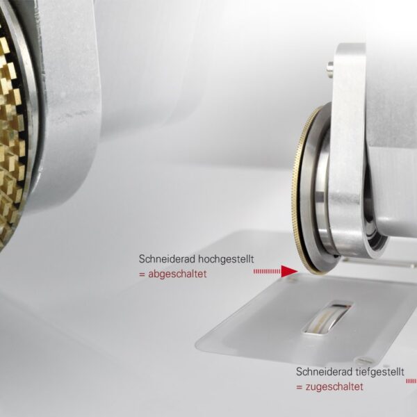 PFAFF 8311 Long-arm Ultrasonic welding machine with continuous welding force monitoring