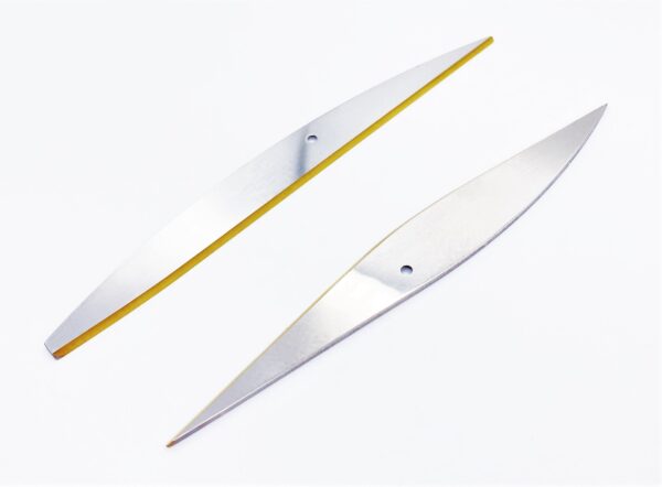 pair of blades f/SWISSORS, not toothed