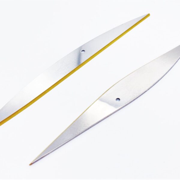 pair of blades f/SWISSORS, not toothed