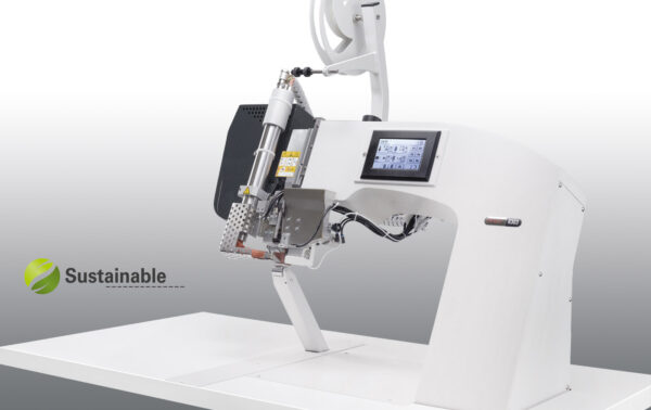 PFAFF 8303i Hot-air taping machine for welding continuous seams on water-resistant, waterproof and breathable materials