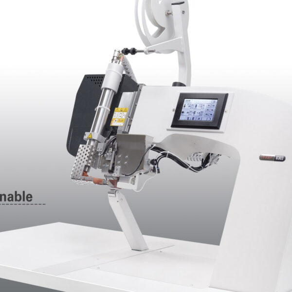 PFAFF 8303i Hot-air taping machine for welding continuous seams on water-resistant, waterproof and breathable materials