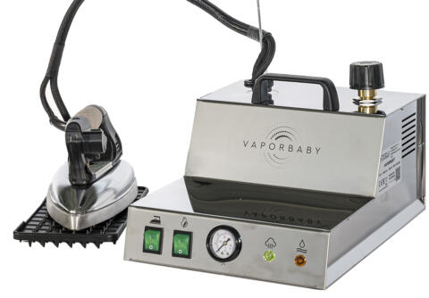 Steam generator with 2,2 L boiler and iron